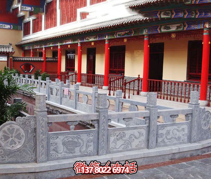 游覽大理，感受古老石欄桿的魅力