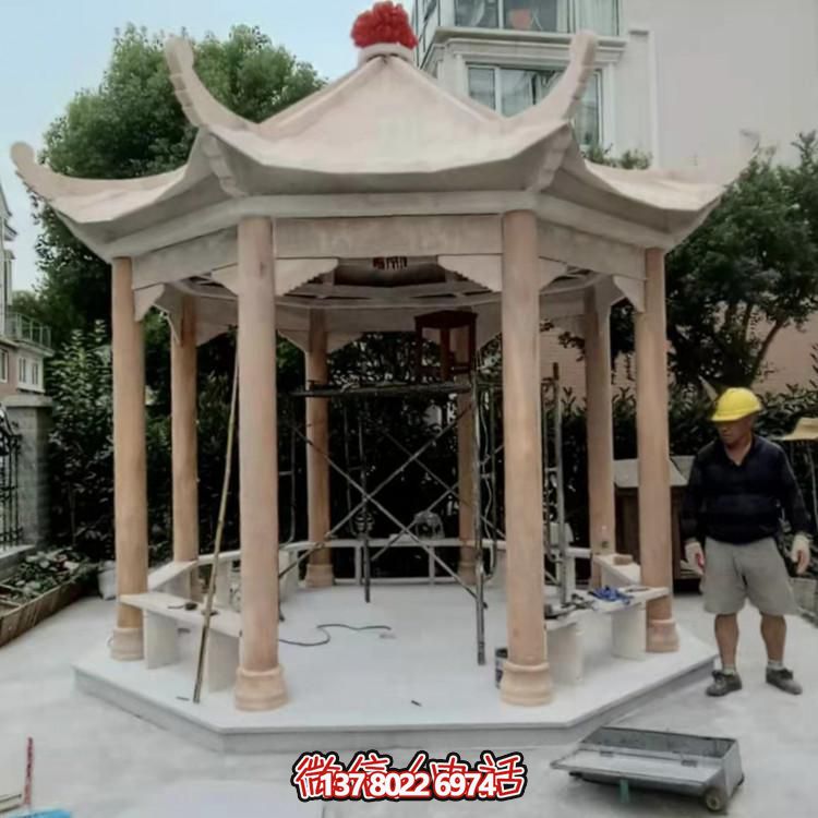 紅古涼亭，讓你在小區花園里享受晚霞美景
