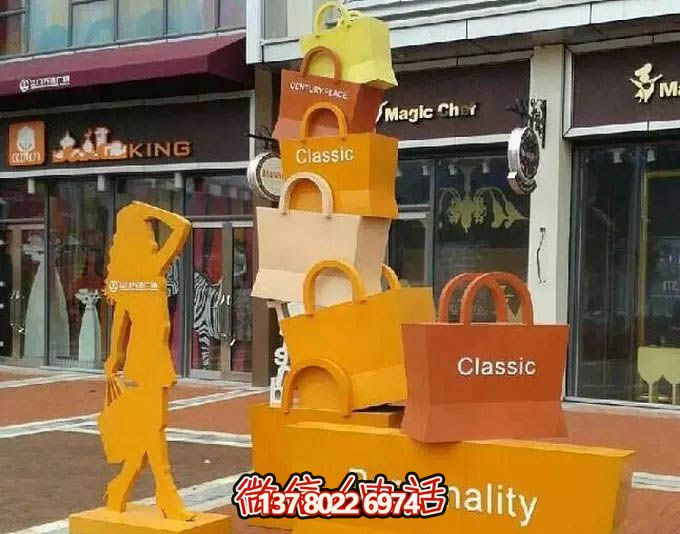 不銹鋼購物袋雕塑，讓您的商業(yè)街路邊擺放更具藝術(shù)感