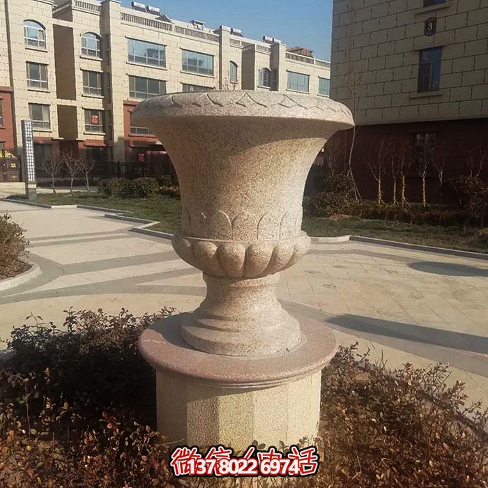 歐式裝飾石雕花盆，讓您的小區(qū)更添靚麗