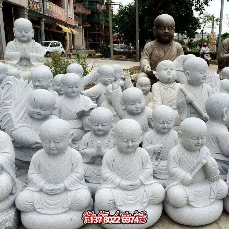 天然砂巖雕刻小沙彌擺件，美麗景致精美寺院家居裝飾