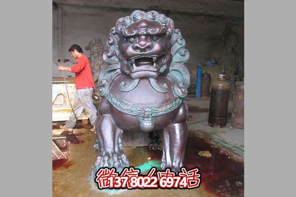 【大型仿真不銹鋼獅子銅雕】 【大型仿真不銹鋼獅子銅雕】