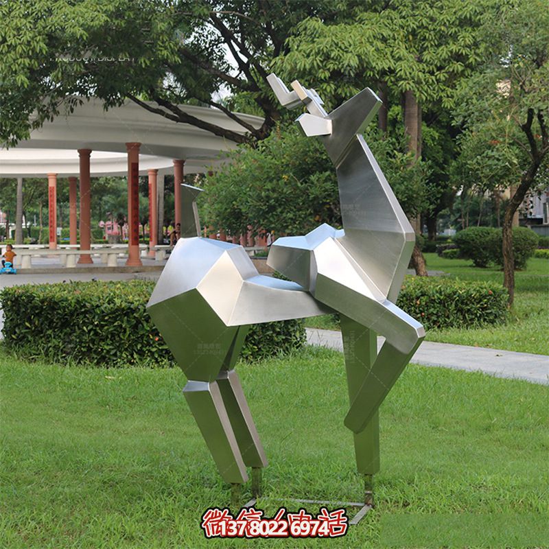 戶(hù)外景區(qū)不銹鋼幾何抬頭望的梅花鹿雕塑