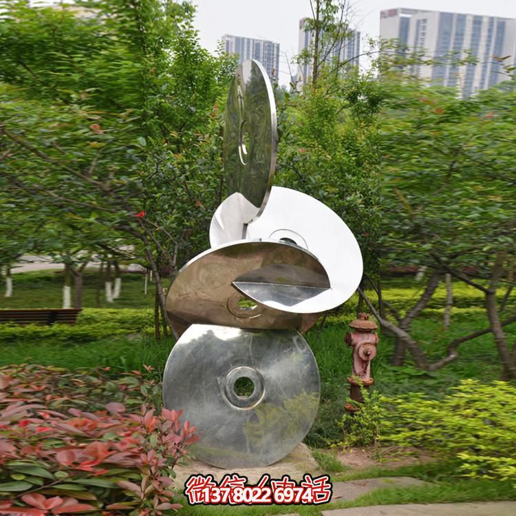 公園擺放不銹鋼鏡面光盤(pán)景觀雕塑